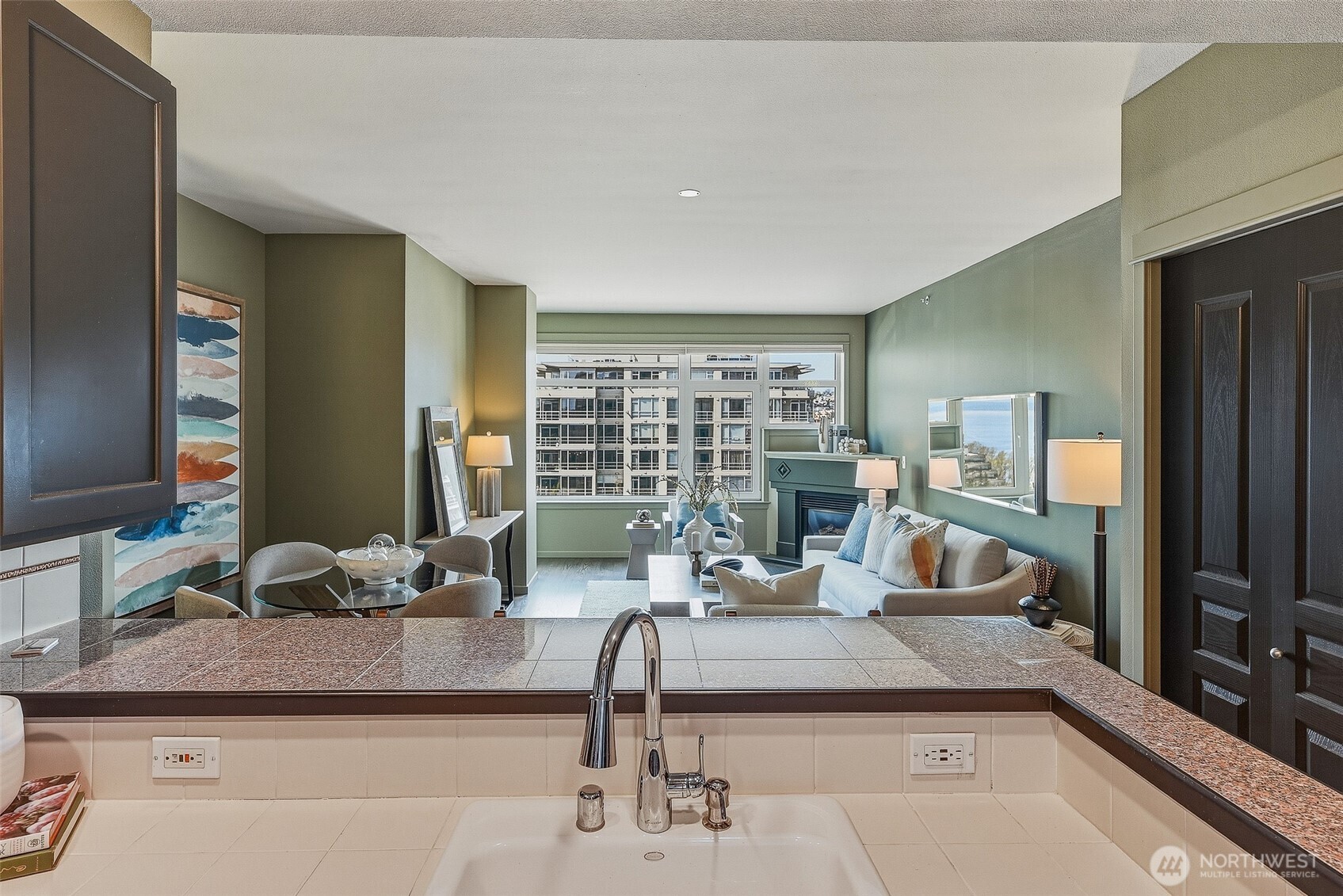 2801 1st Avenue #1018, Seattle, WA 98121