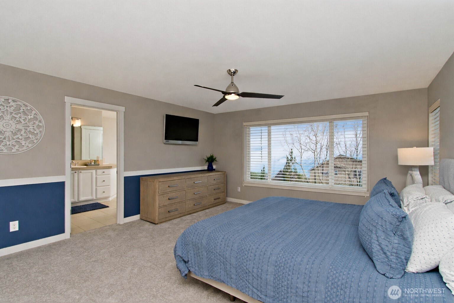 34227 SE Nye Street , Snoqualmie, WA 98065