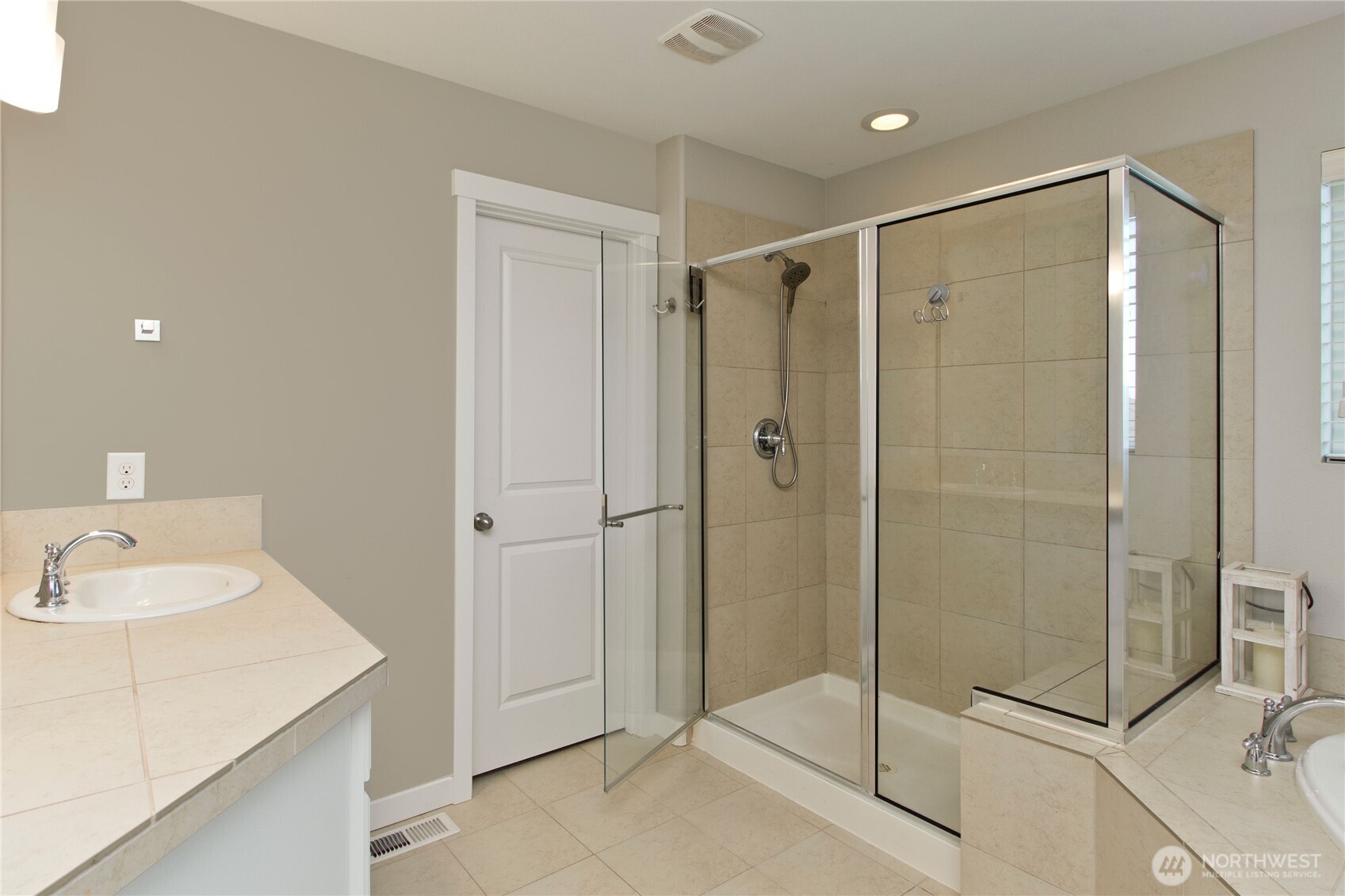 34227 SE Nye Street , Snoqualmie, WA 98065