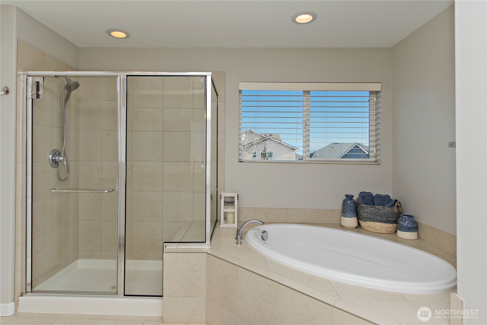 34227 SE Nye Street , Snoqualmie, WA 98065