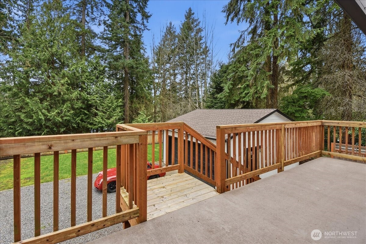 23018 35th Avenue W, Brier, WA 98036