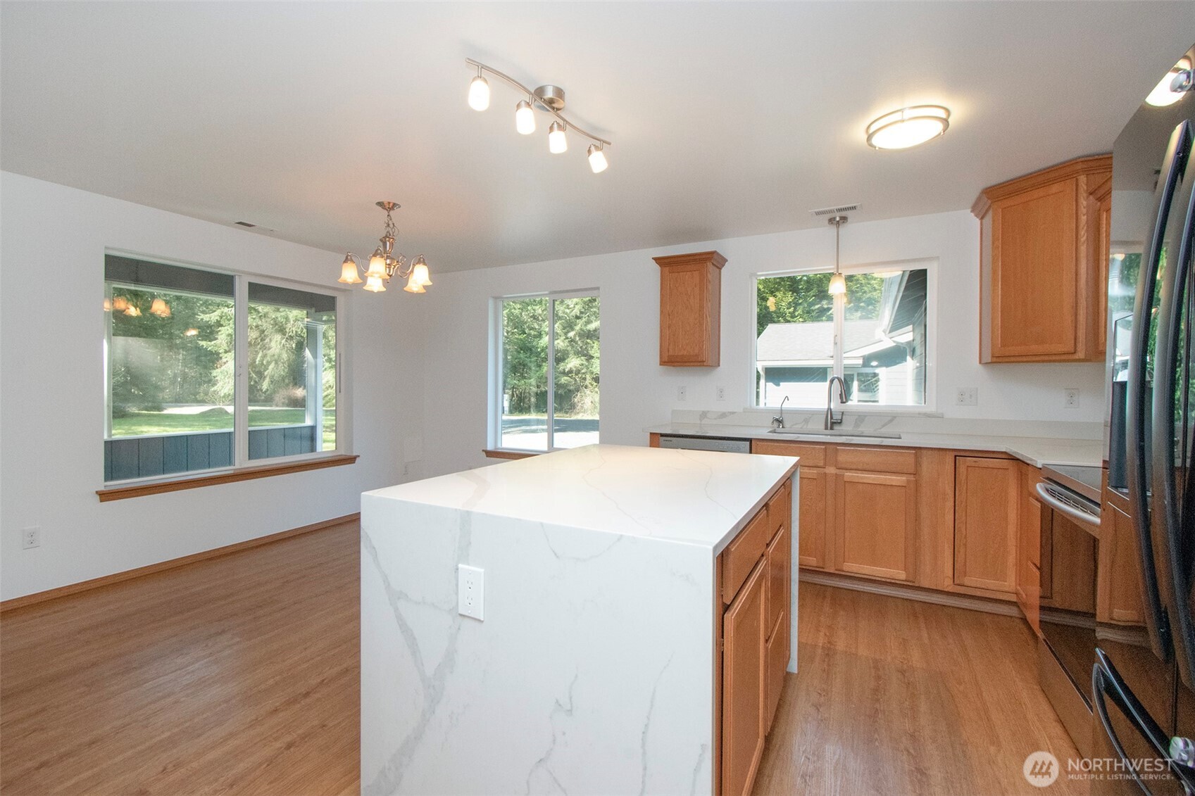 576 Blyn Springs Road , Sequim, WA 98382