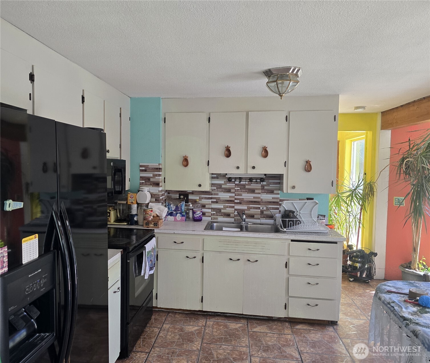 710 Adobe Way , Selah, WA 98242