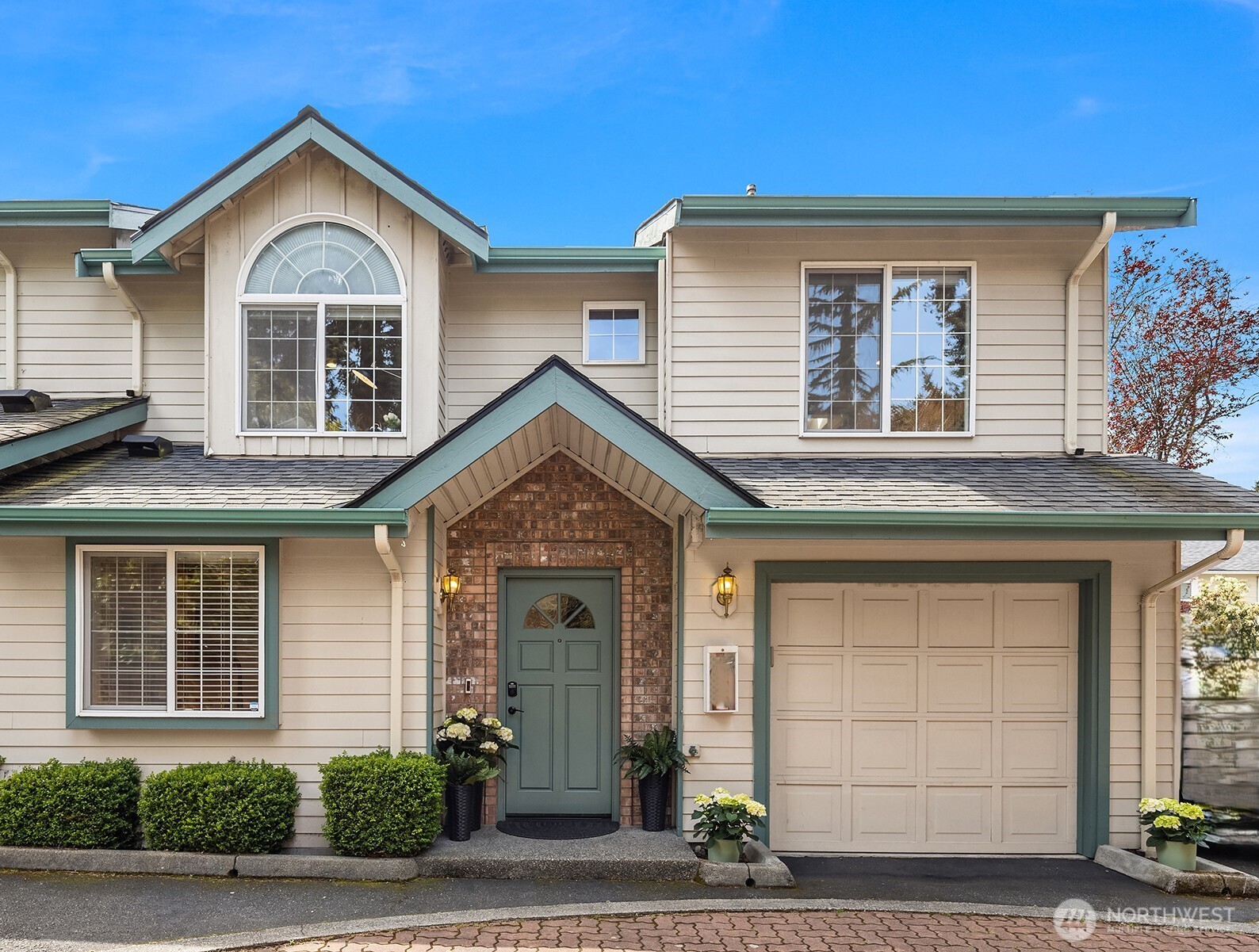 7803 196th Street SW #C, Edmonds, WA 98026