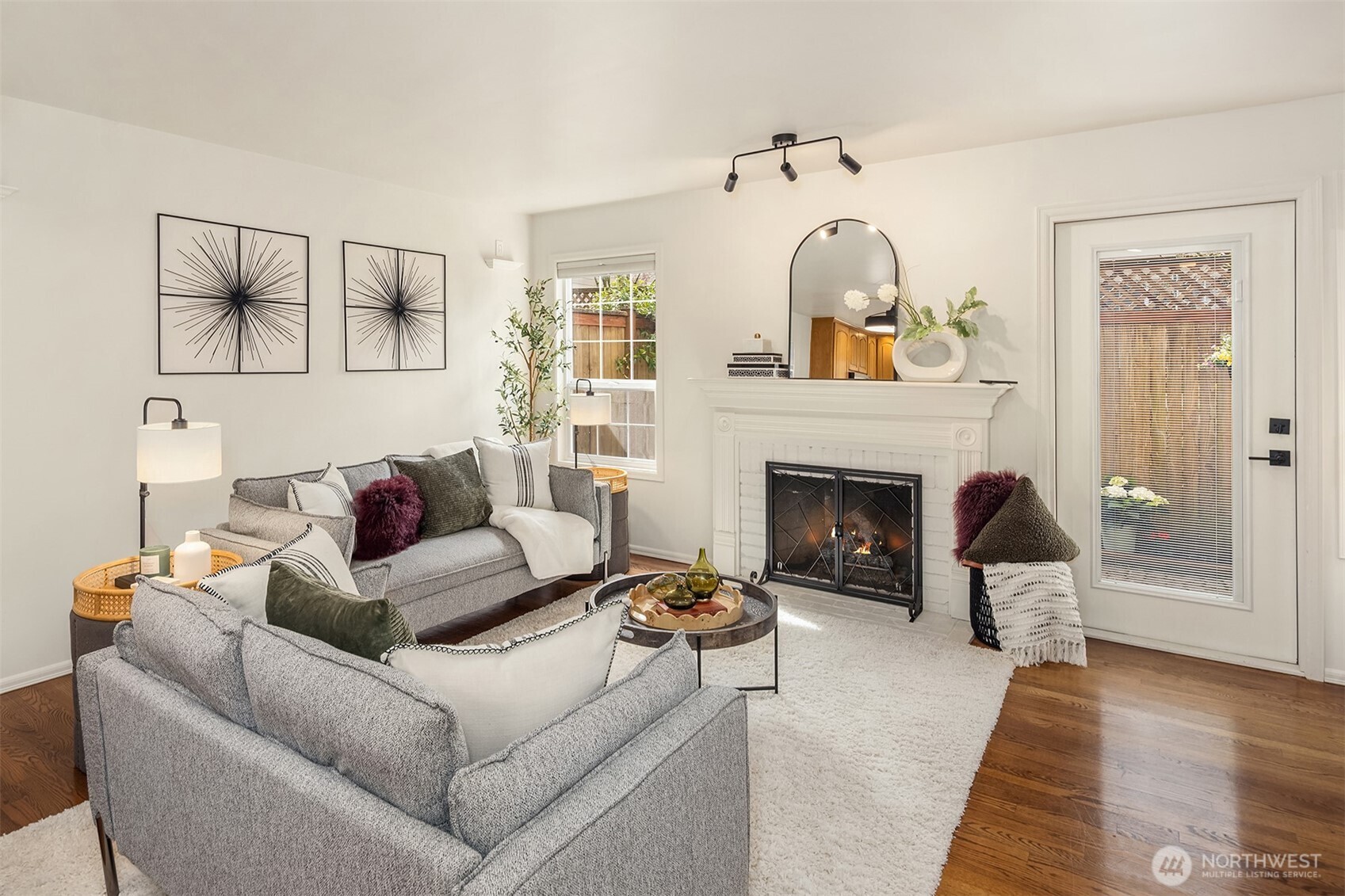 7803 196th Street SW #C, Edmonds, WA 98026