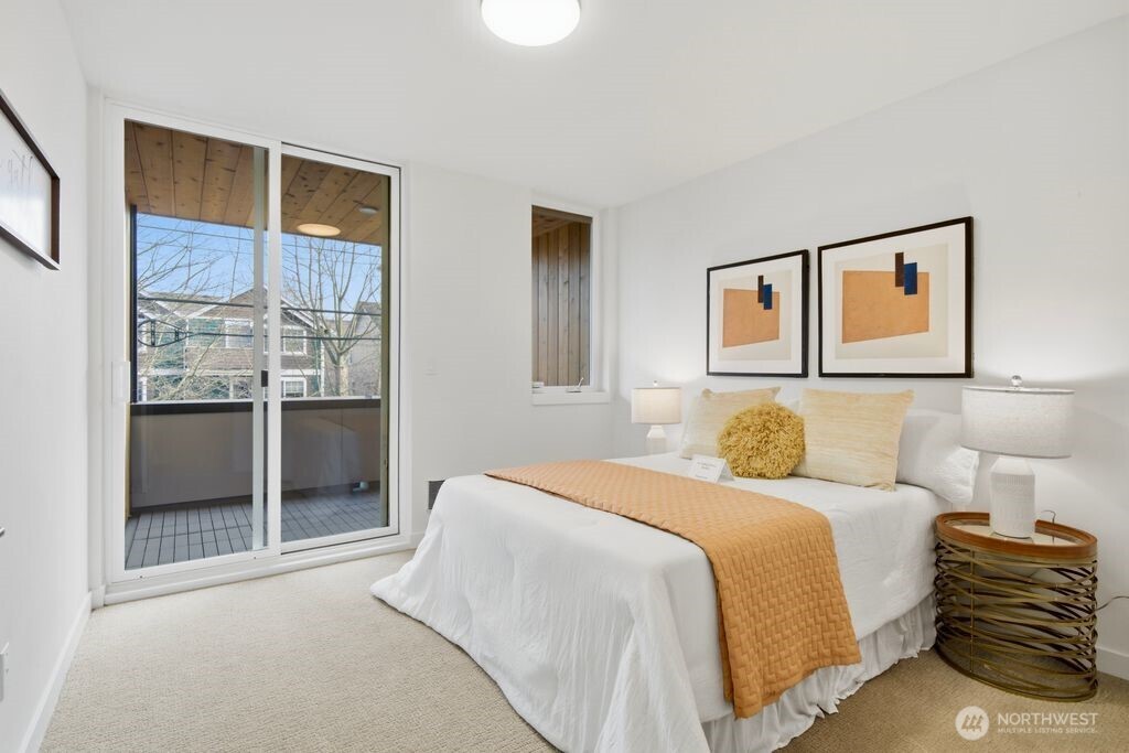 8553 Midvale Avenue N #C, Seattle, WA 98103