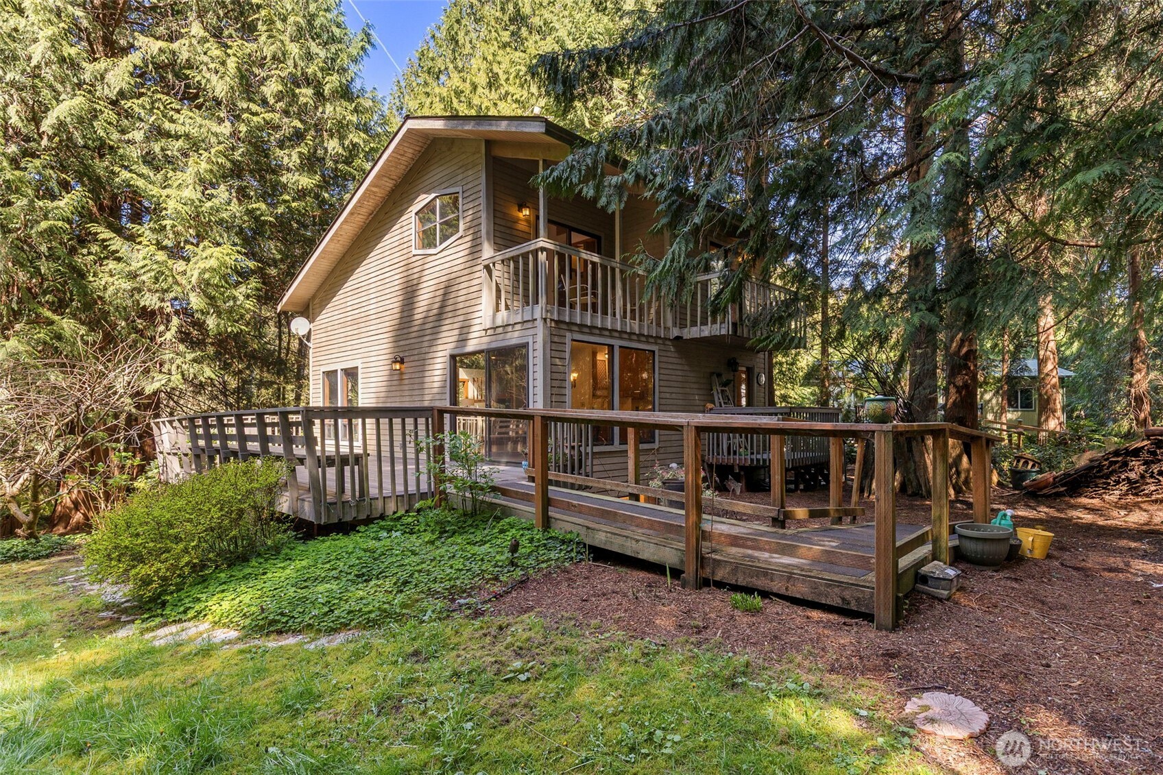 6201 NE Ponderosa Boulevard , Hansville, WA 98340
