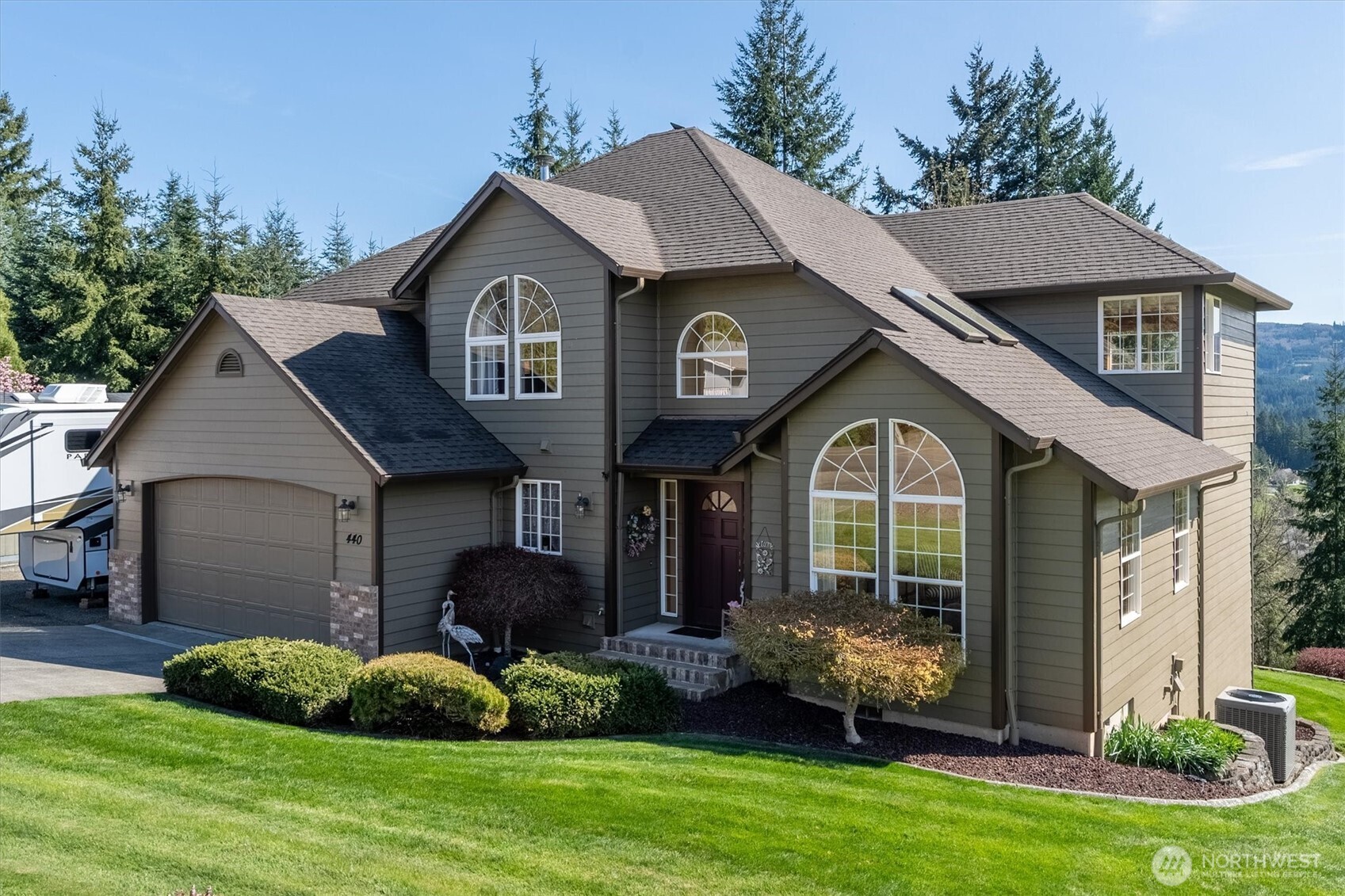 440 N Maple Hill Road , Kelso, WA 98626