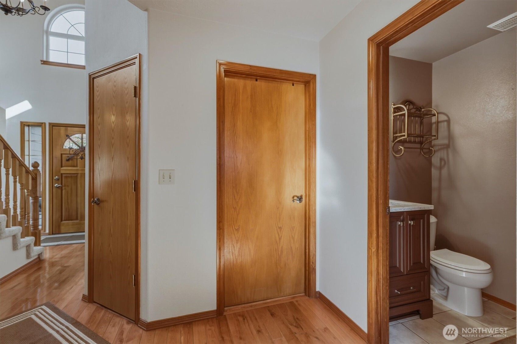 440 N Maple Hill Road , Kelso, WA 98626