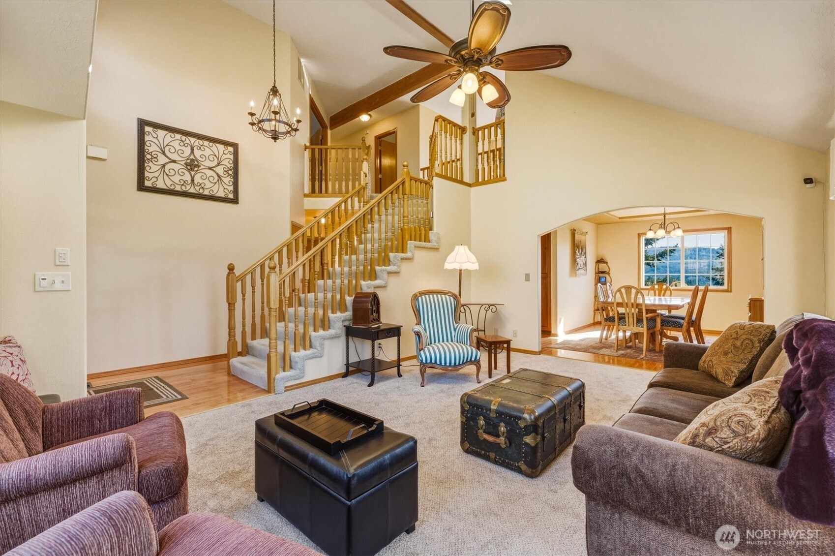 440 N Maple Hill Road , Kelso, WA 98626