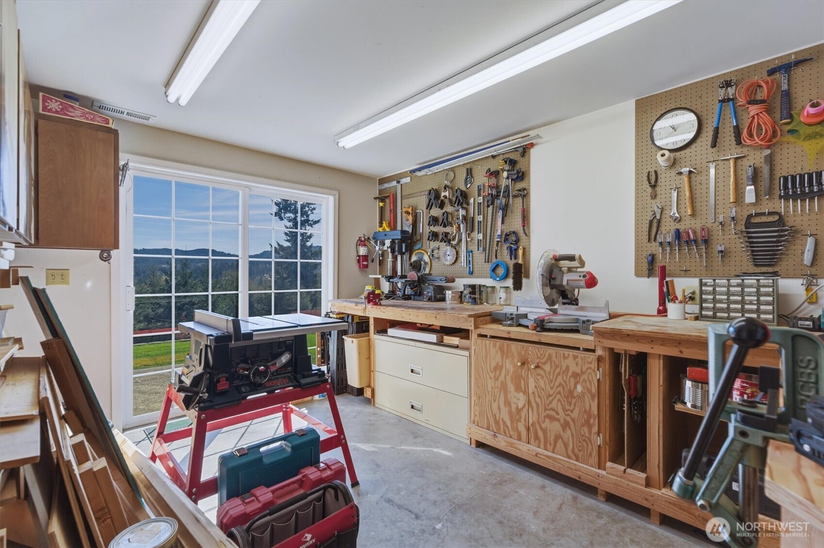 440 N Maple Hill Road , Kelso, WA 98626