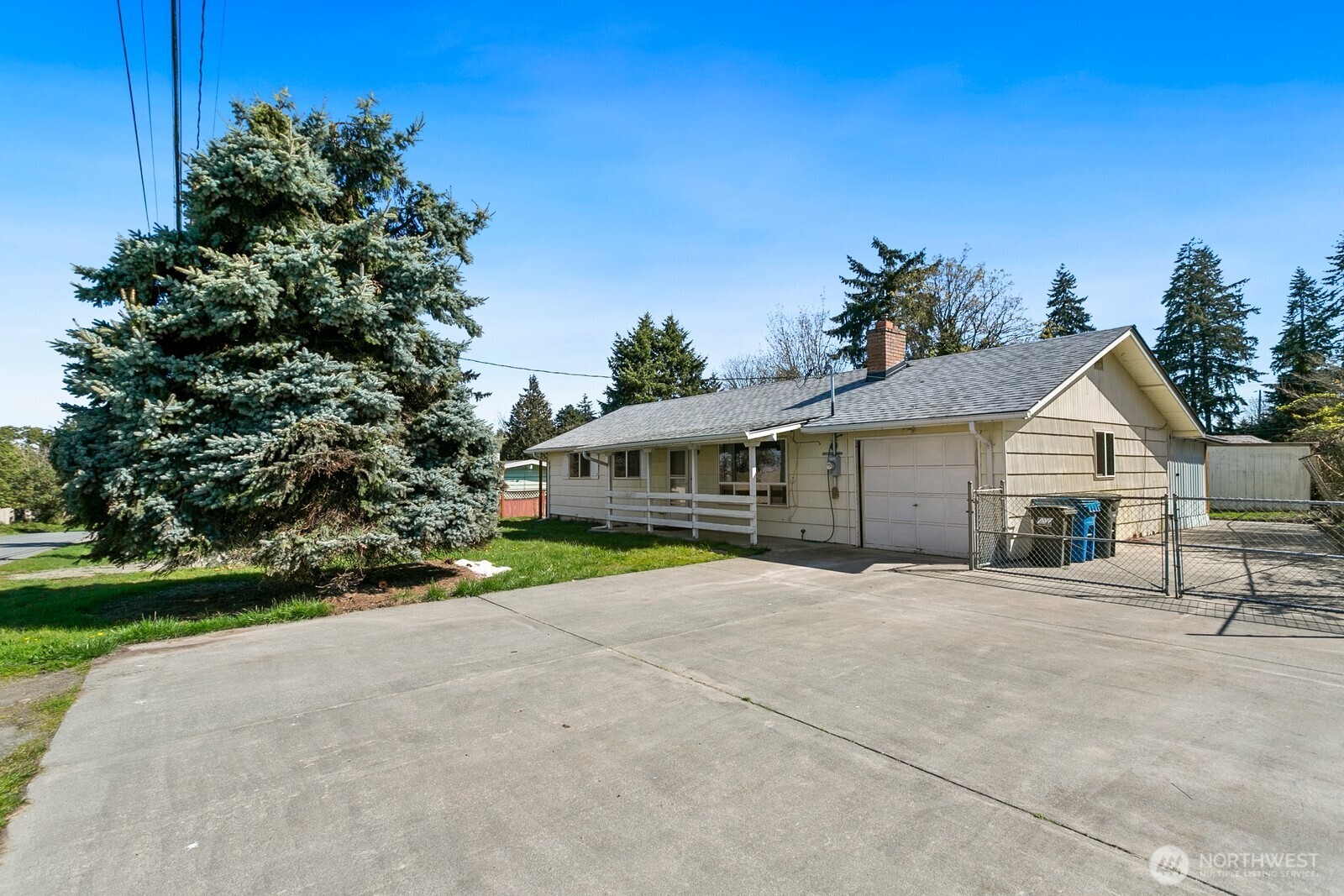 21222 33rd Ave S , SeaTac, WA 98198