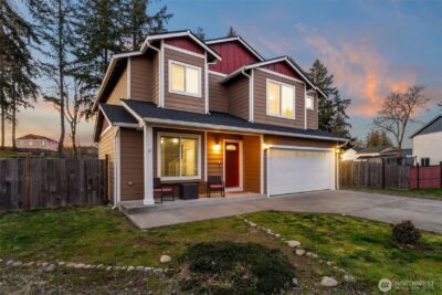114 Lillian Lane SE, Rainier, WA 98576