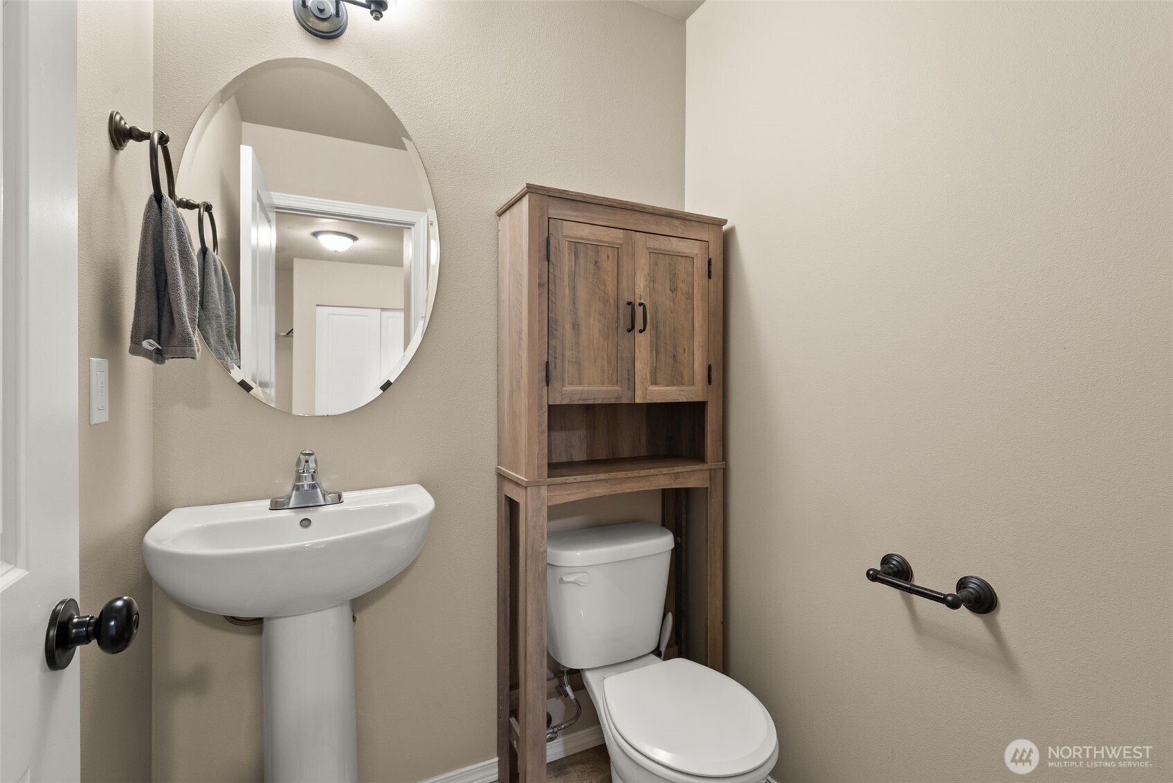 114 Lillian Lane SE, Rainier, WA 98576