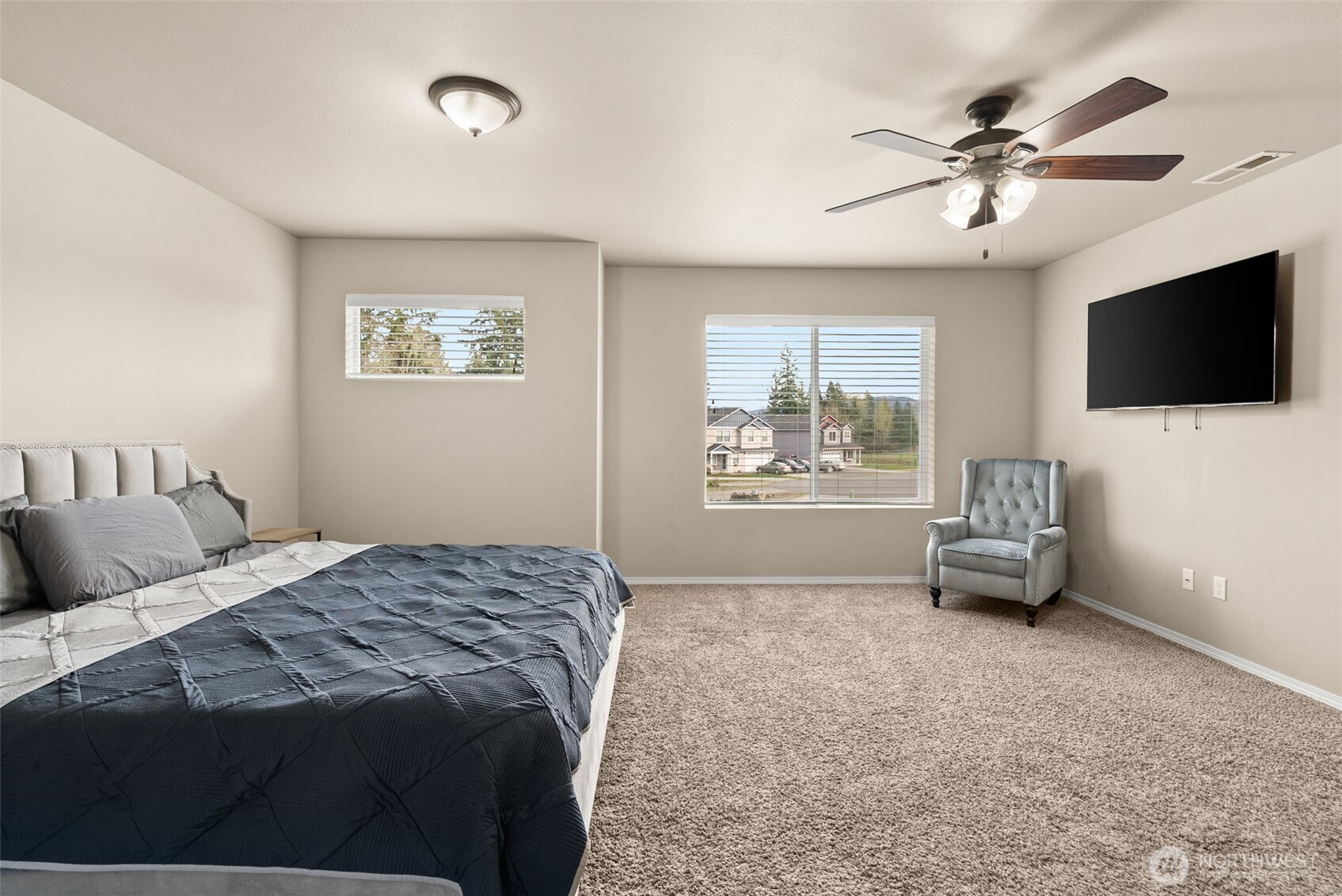 114 Lillian Lane SE, Rainier, WA 98576