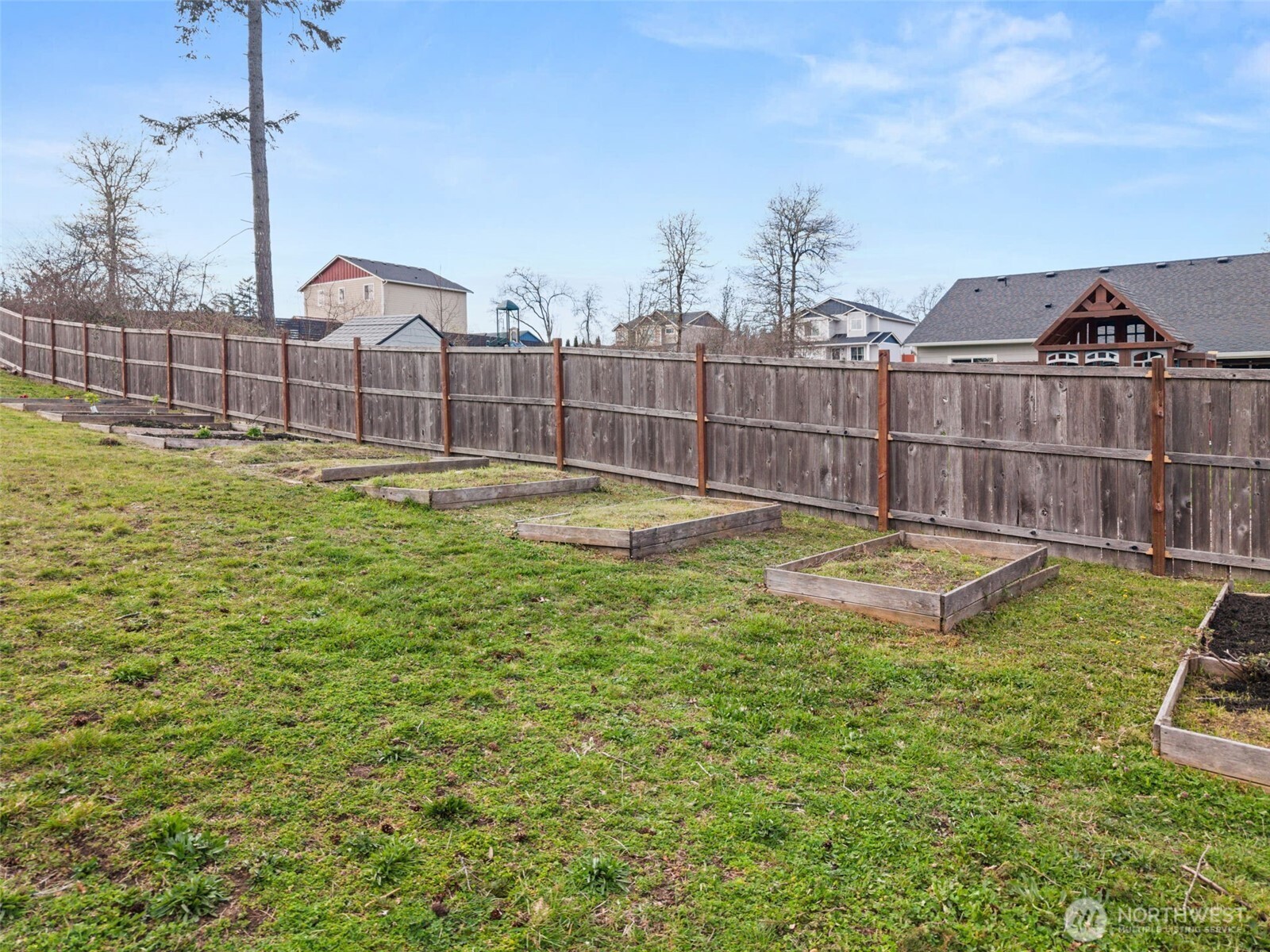 114 Lillian Lane SE, Rainier, WA 98576