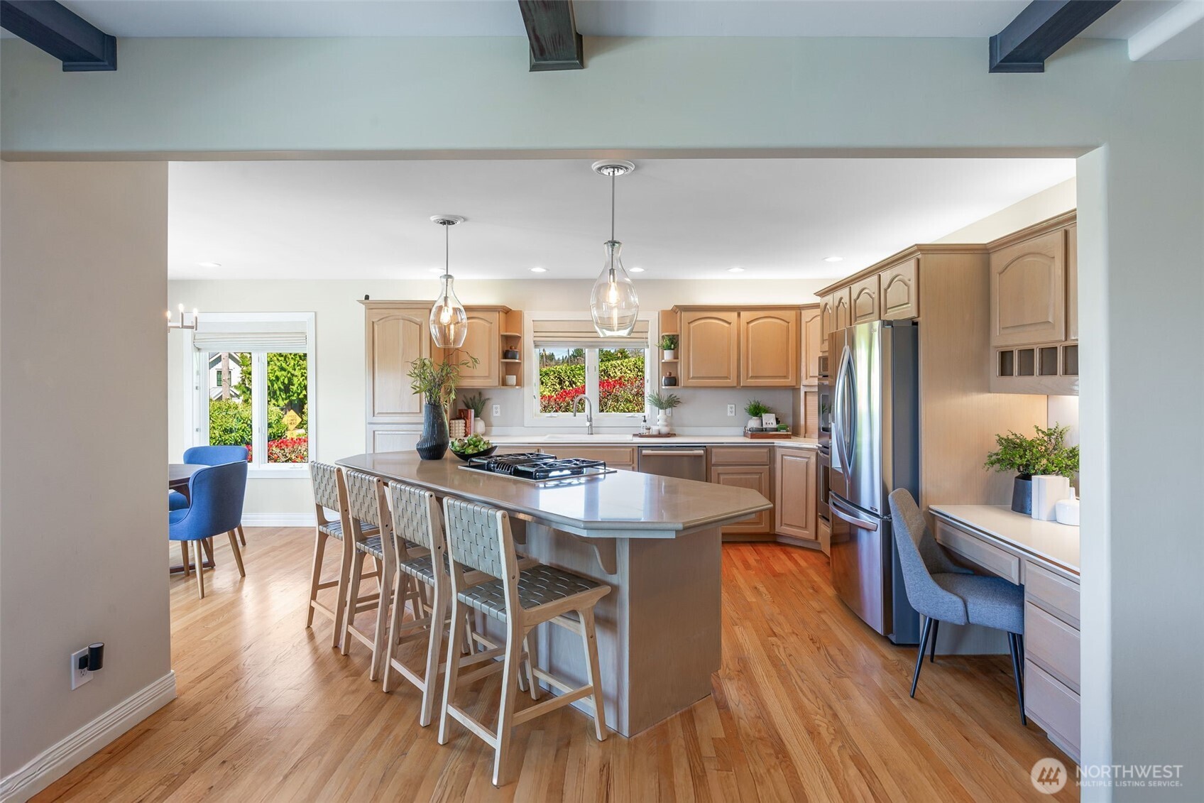 4550 49th Avenue NE, Seattle, WA 98105