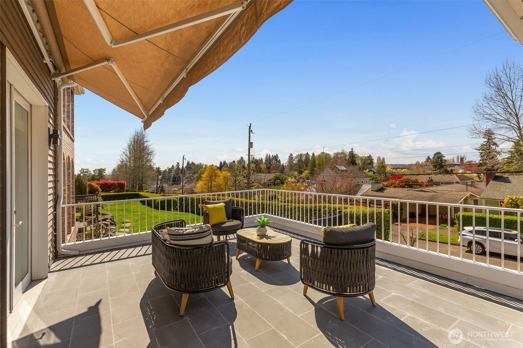 4550 49th Avenue NE, Seattle, WA 98105