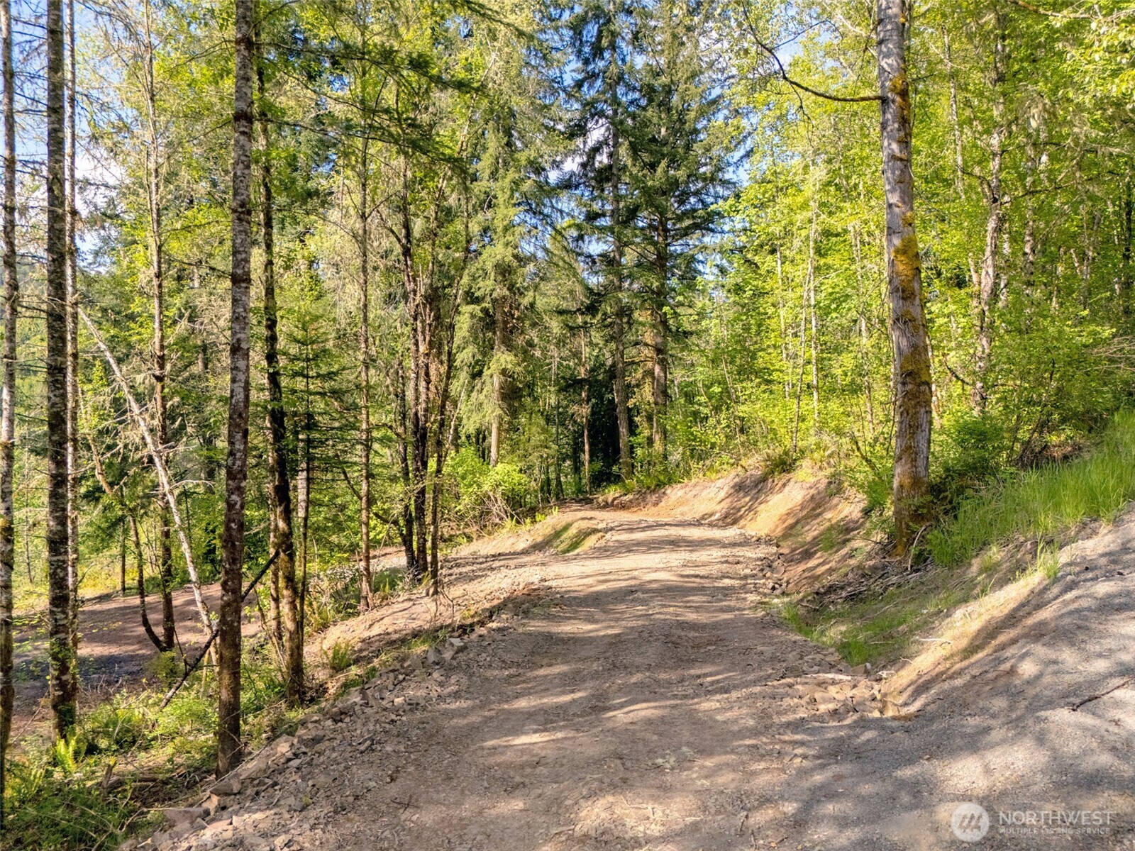 141 Old Spread Borough Road , Kalama, WA 98625