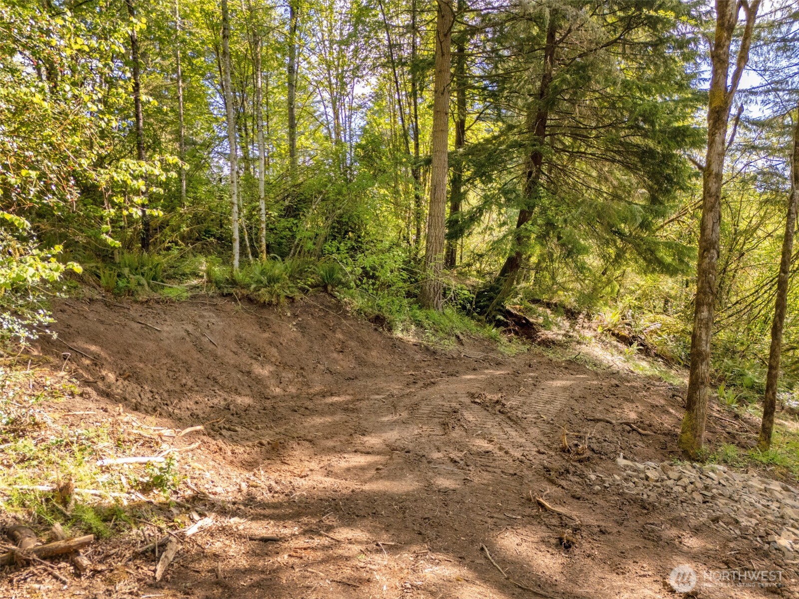 141 Old Spread Borough Road , Kalama, WA 98625