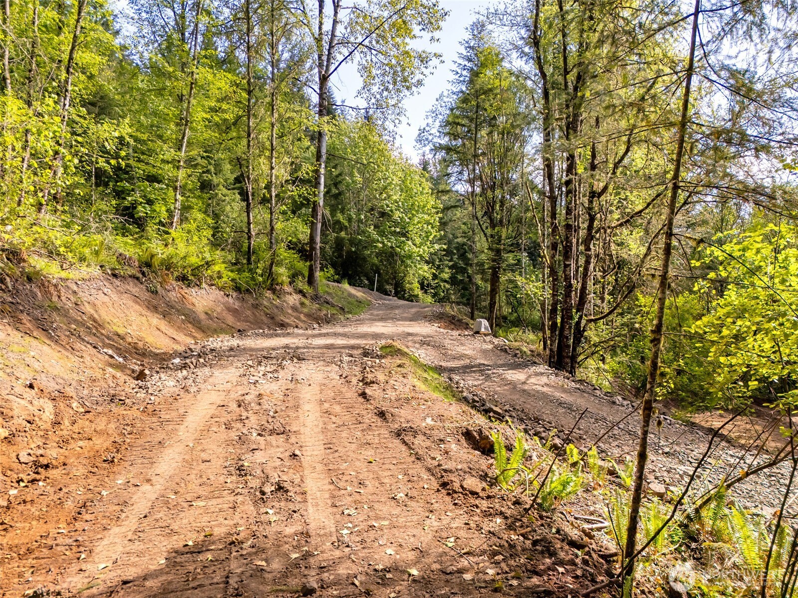 147 Old Spreadborough Road , Kalama, WA 98625