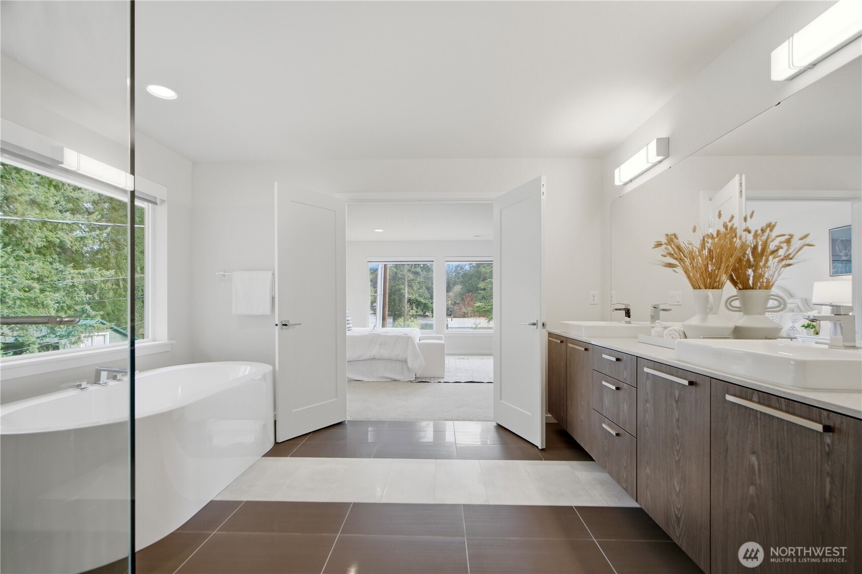 2974 S 353rd Place , Federal Way, WA 98003
