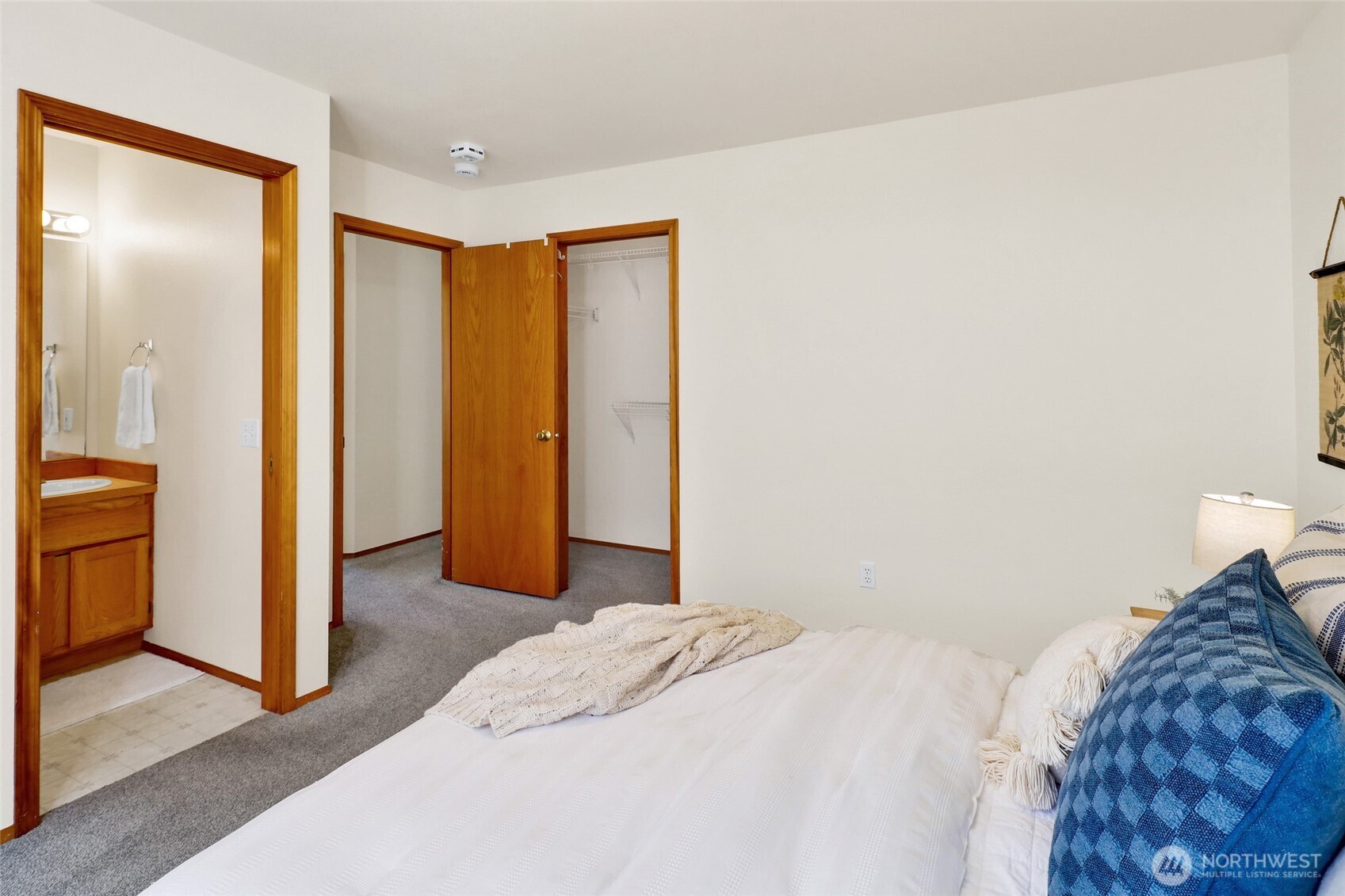 2911 St Paul Street , Bellingham, WA 98226
