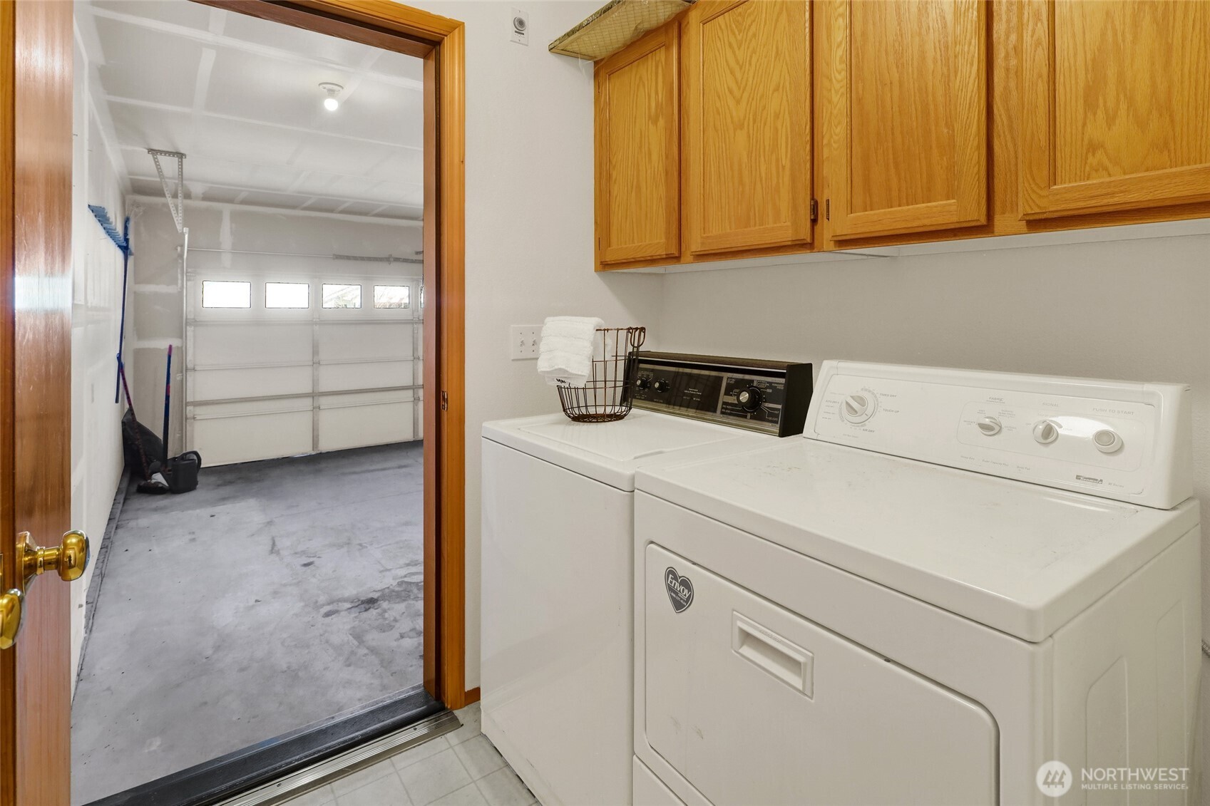 2911 St Paul Street , Bellingham, WA 98226