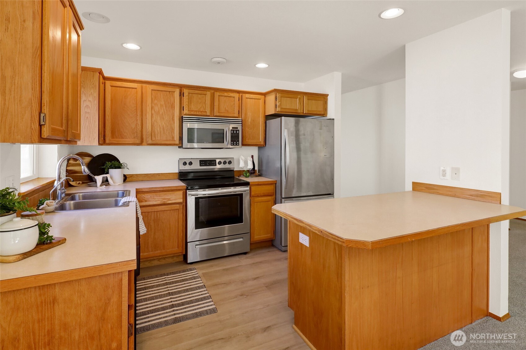 2911 St Paul Street , Bellingham, WA 98226