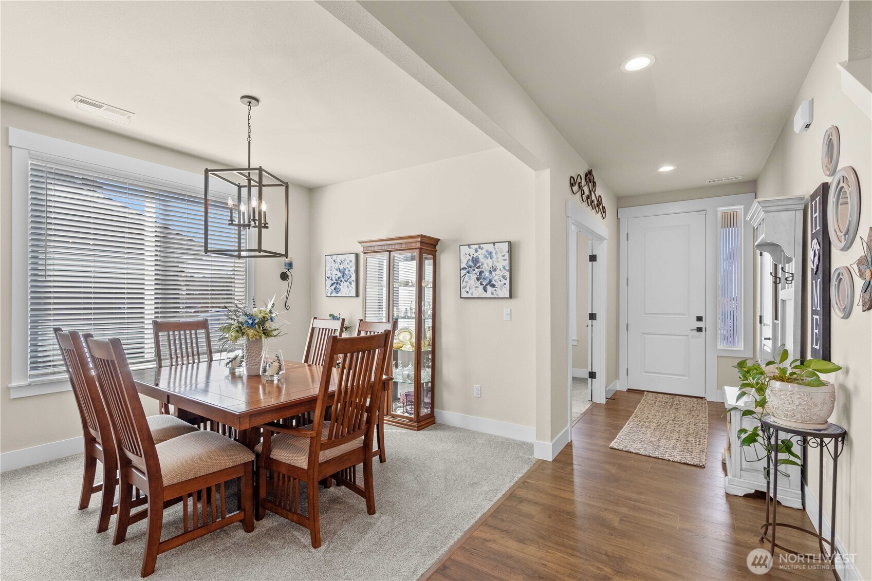 651 Joy Street , Eatonville, WA 98328