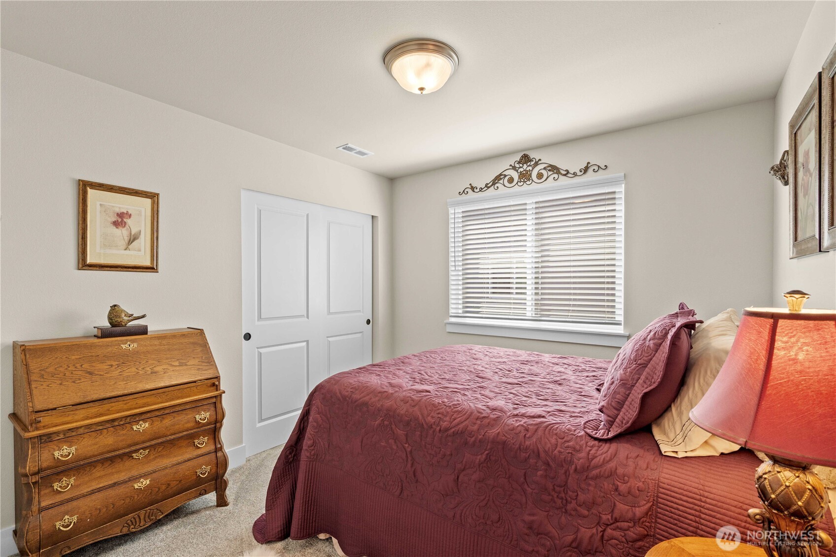 651 Joy Street , Eatonville, WA 98328