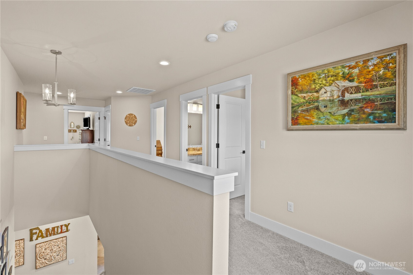 651 Joy Street , Eatonville, WA 98328