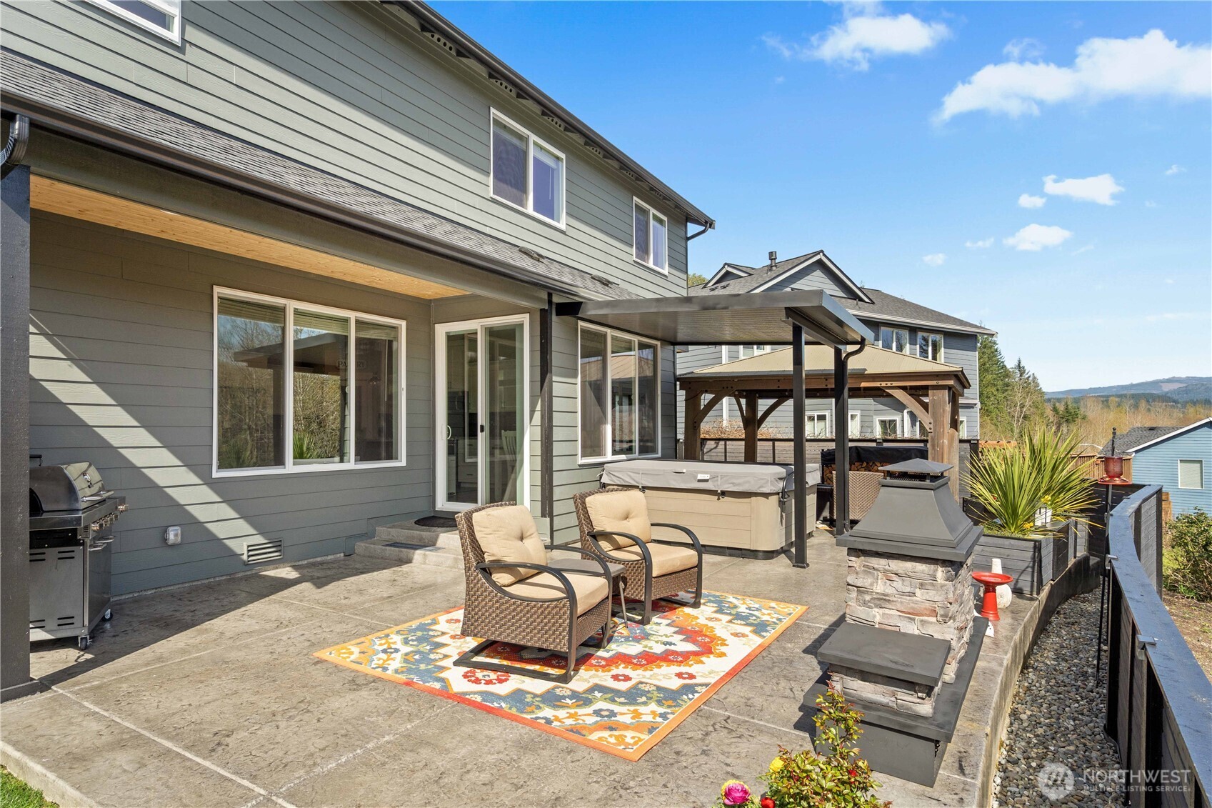 651 Joy Street , Eatonville, WA 98328