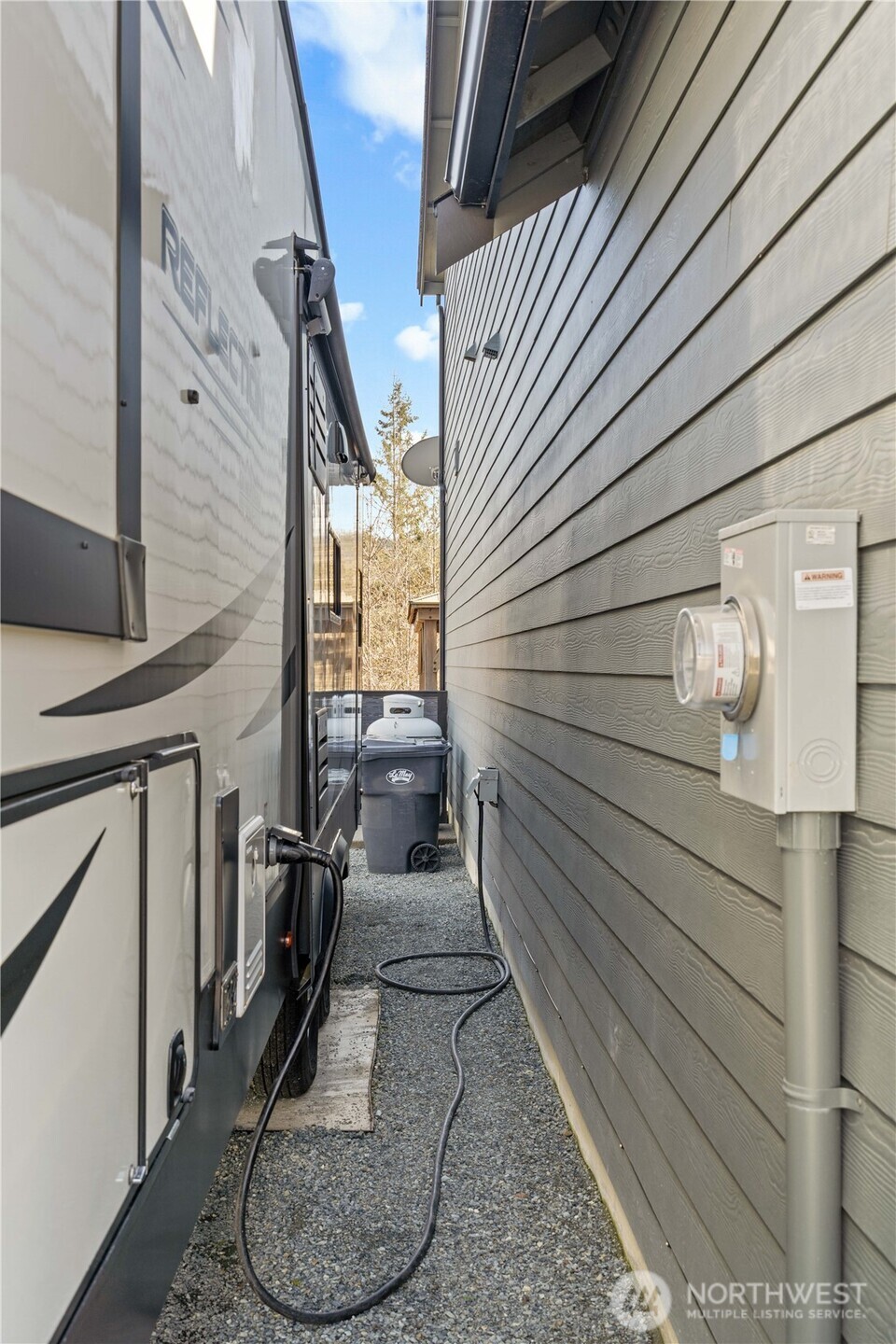 651 Joy Street , Eatonville, WA 98328