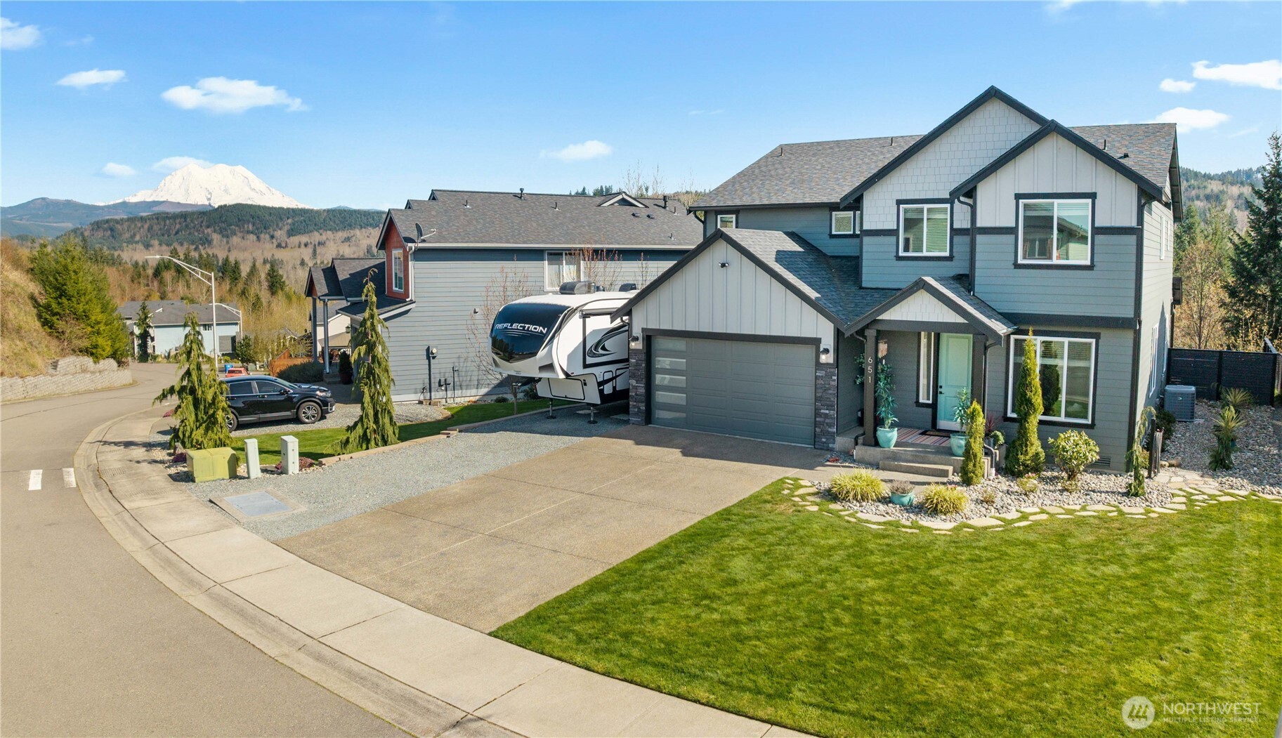 651 Joy Street , Eatonville, WA 98328