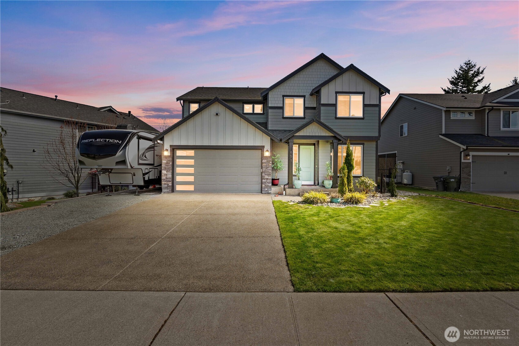 651 Joy Street , Eatonville, WA 98328