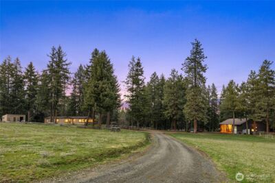 6160 Upper Peoh Point Rd , Cle Elum, WA 98922