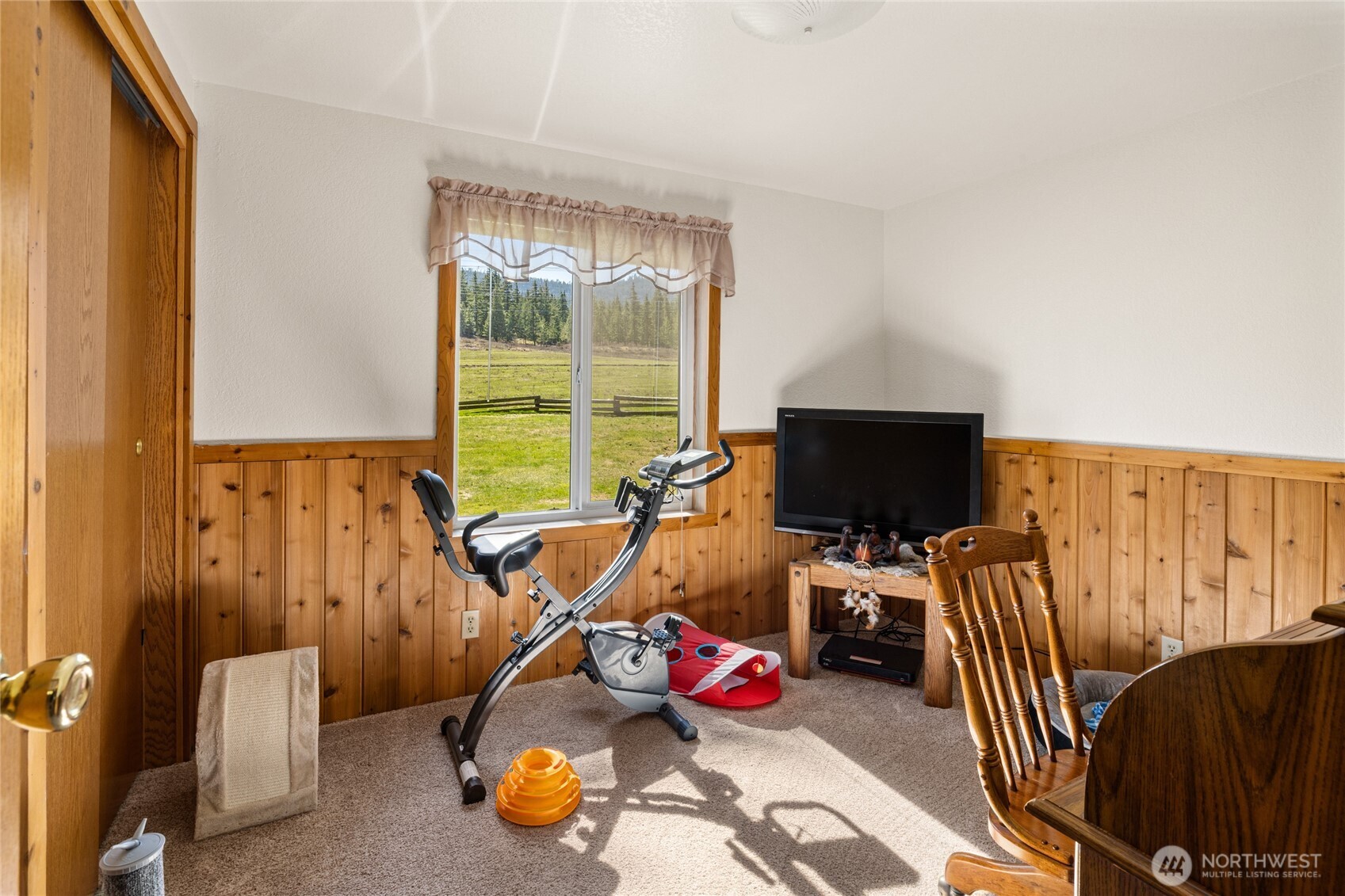 6160 Upper Peoh Point Rd , Cle Elum, WA 98922