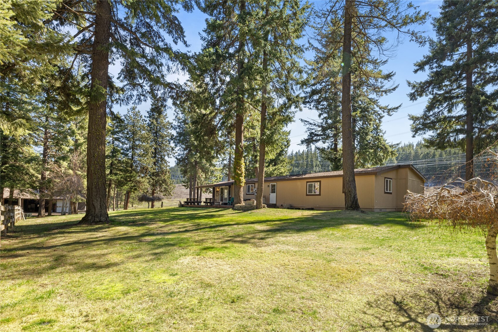 6160 Upper Peoh Point Rd , Cle Elum, WA 98922