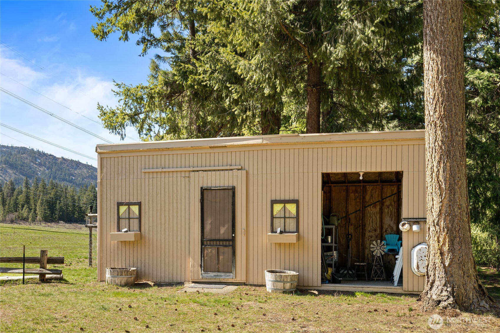 6160 Upper Peoh Point Rd , Cle Elum, WA 98922
