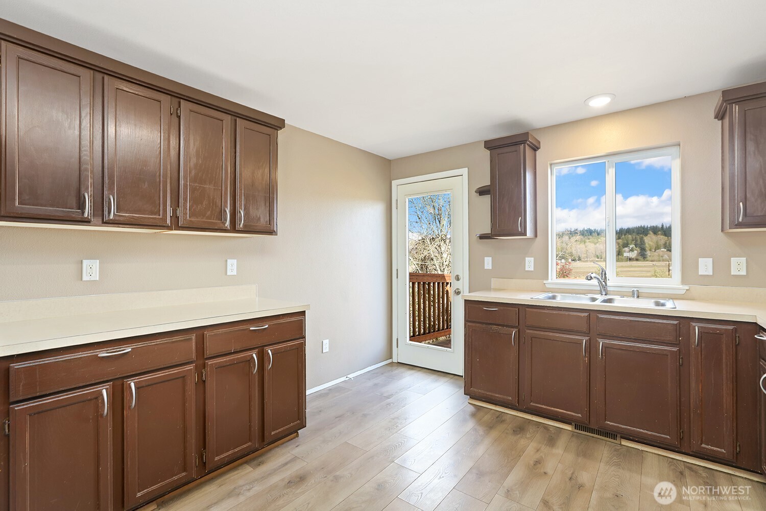 10511 66th Avenue NE, Marysville, WA 98270