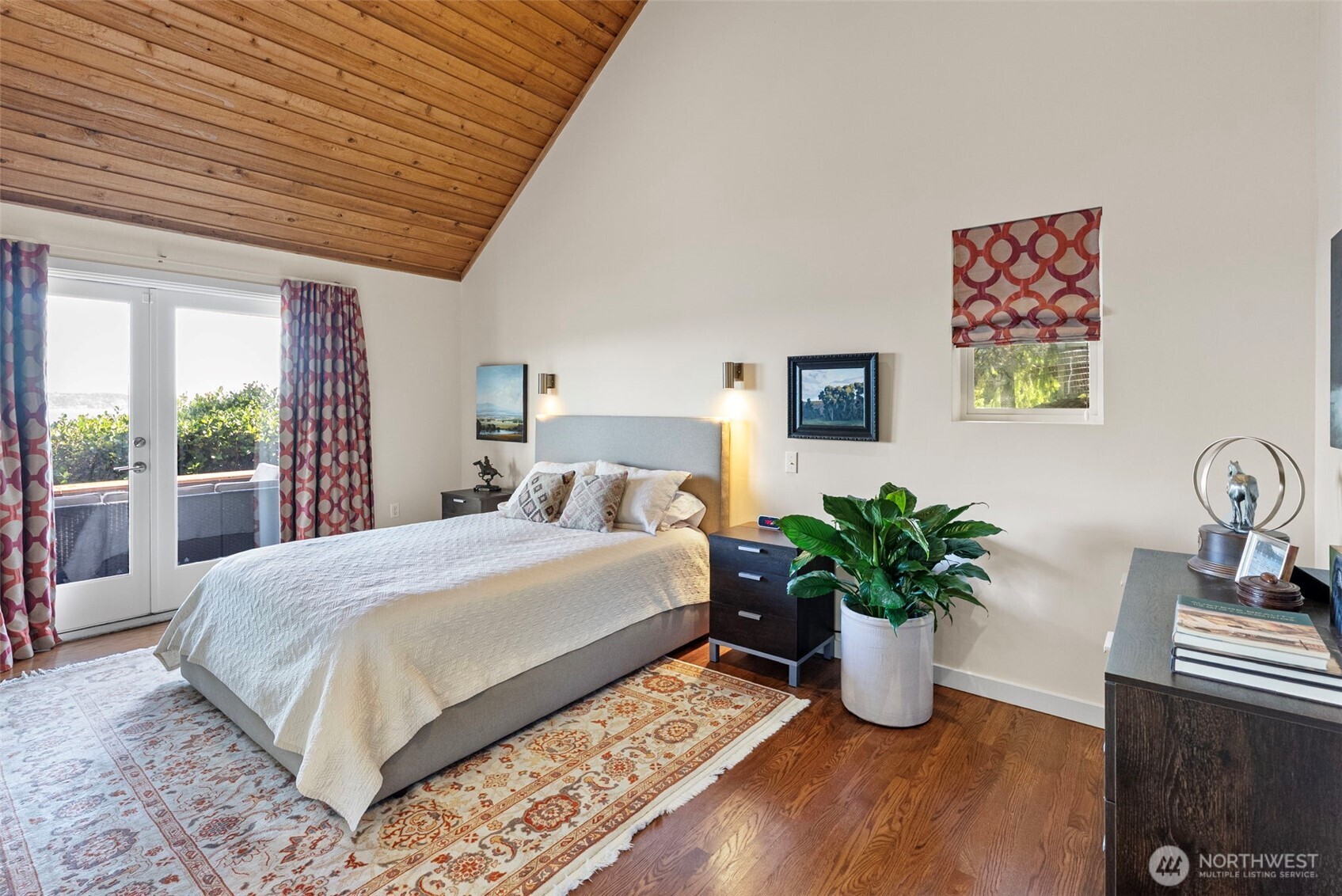 8032 SW 222nd Place , Vashon, WA 98070