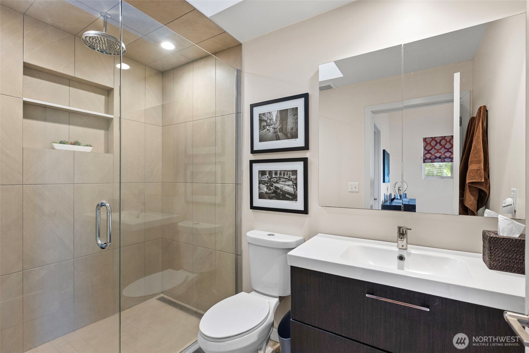 8032 SW 222nd Place , Vashon, WA 98070