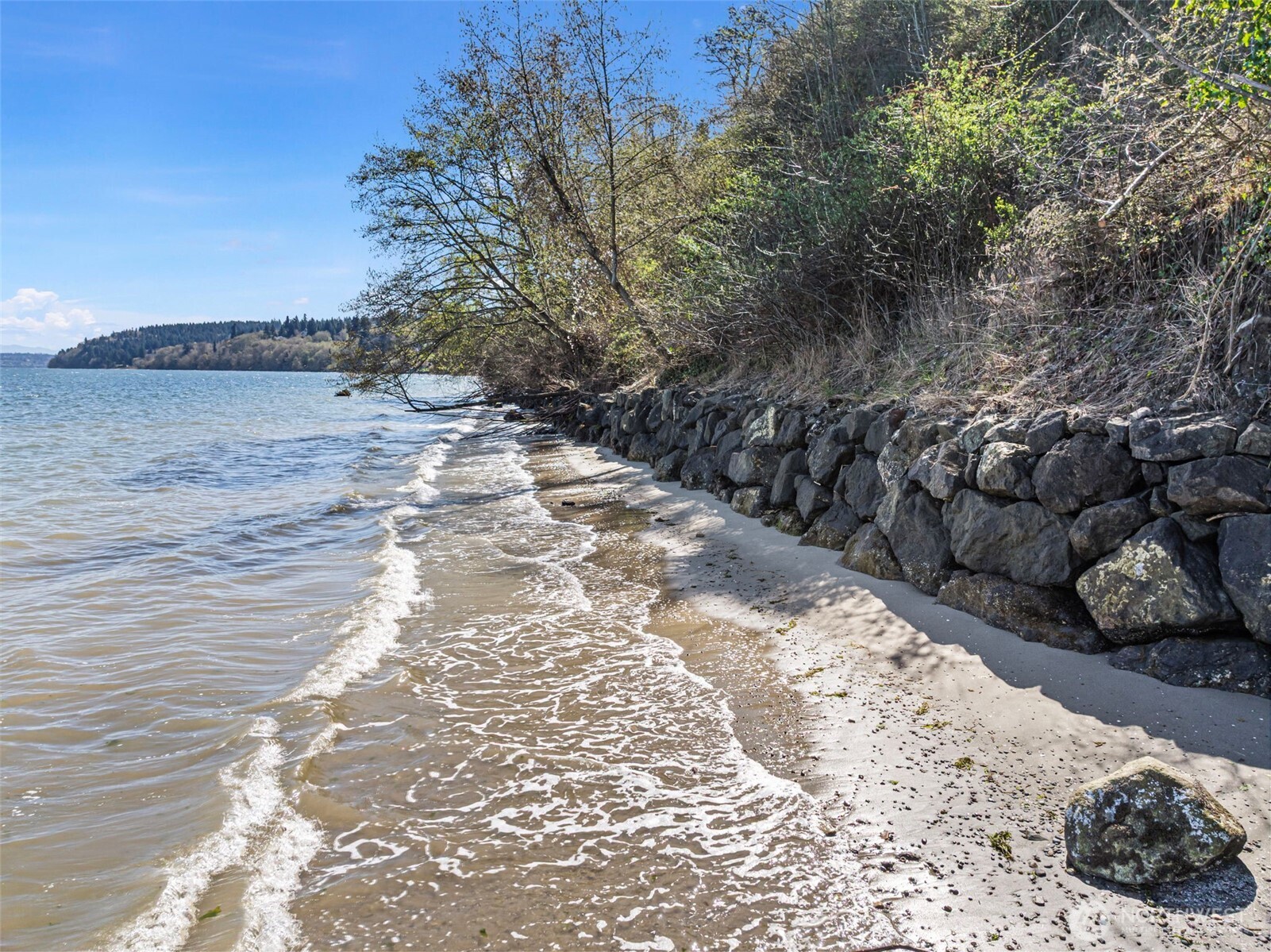 8032 SW 222nd Place , Vashon, WA 98070