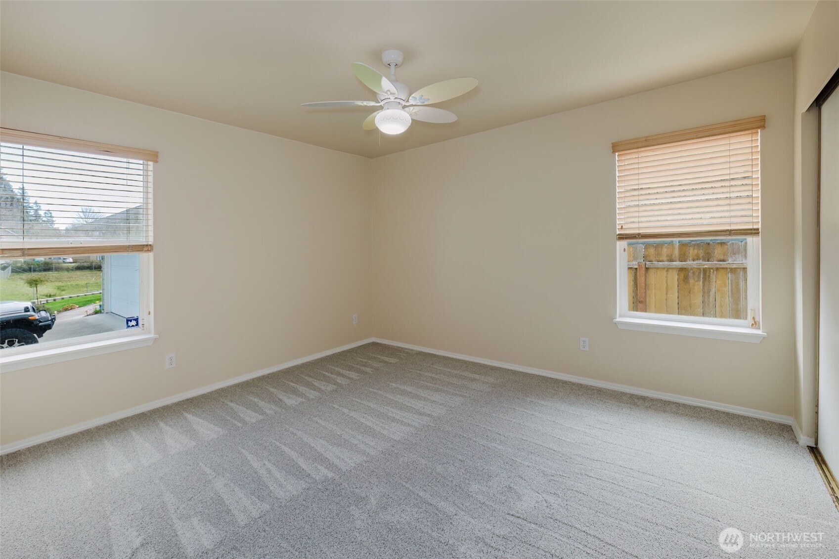 330 Flower Meadows Street , Port Orchard, WA 98366