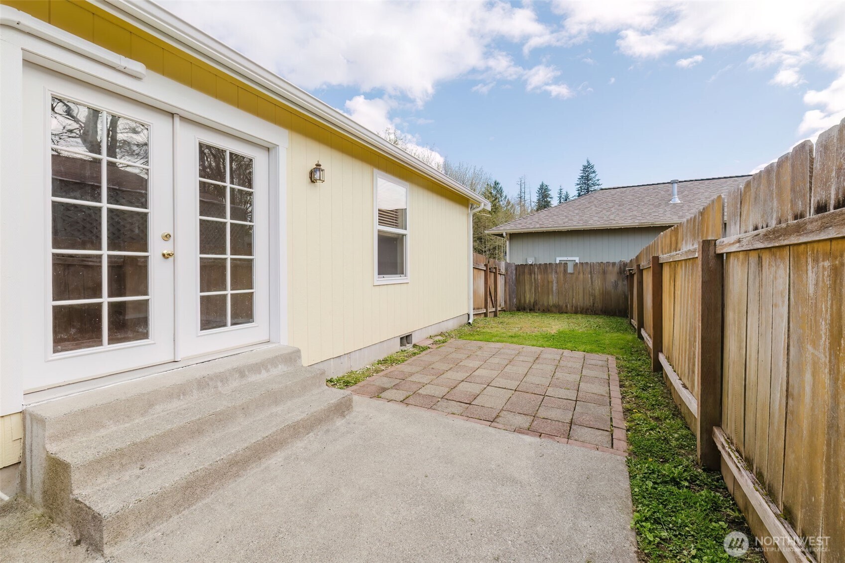 330 Flower Meadows Street , Port Orchard, WA 98366