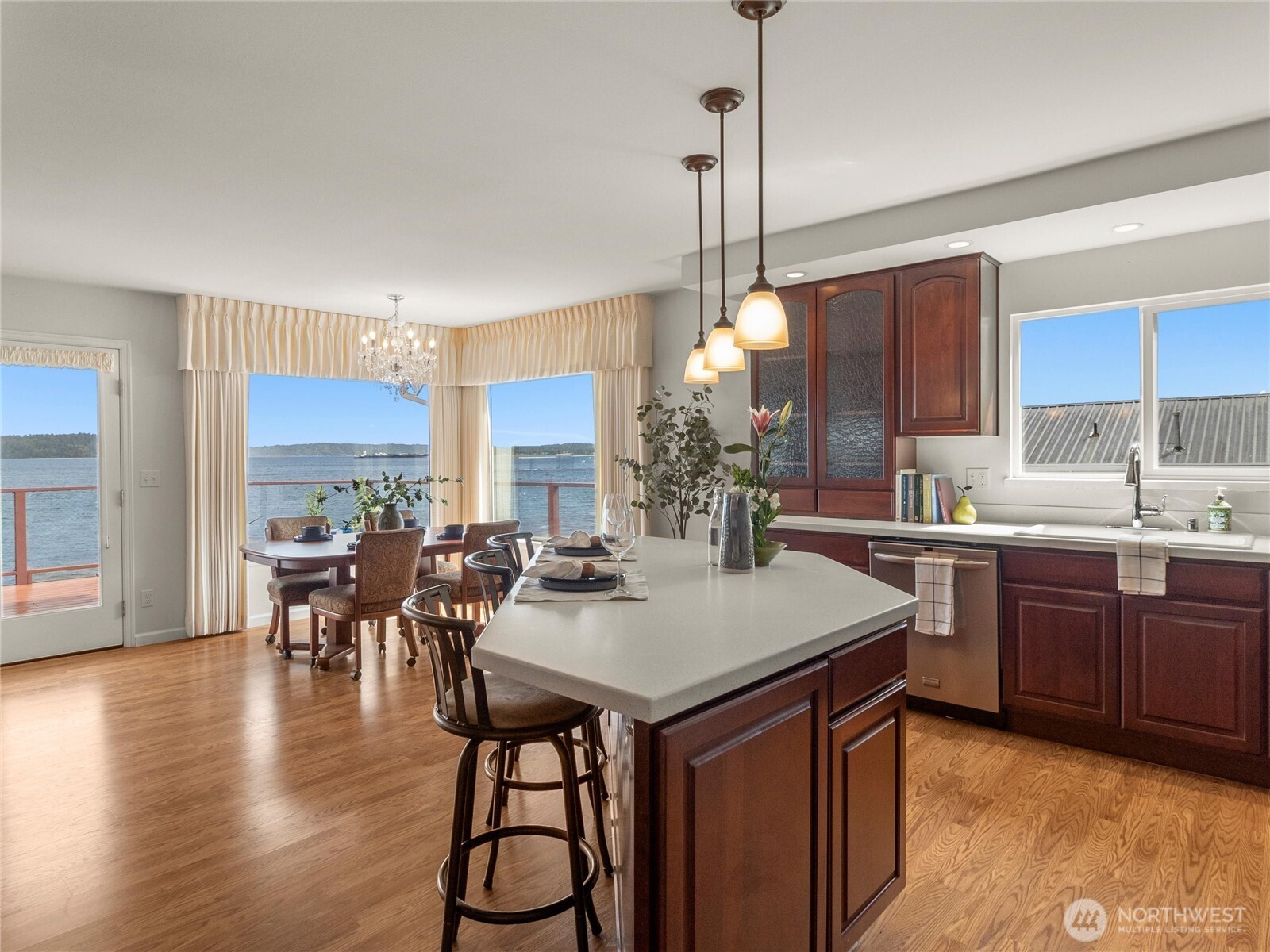 8609 E Caraway Road , Port Orchard, WA 98366
