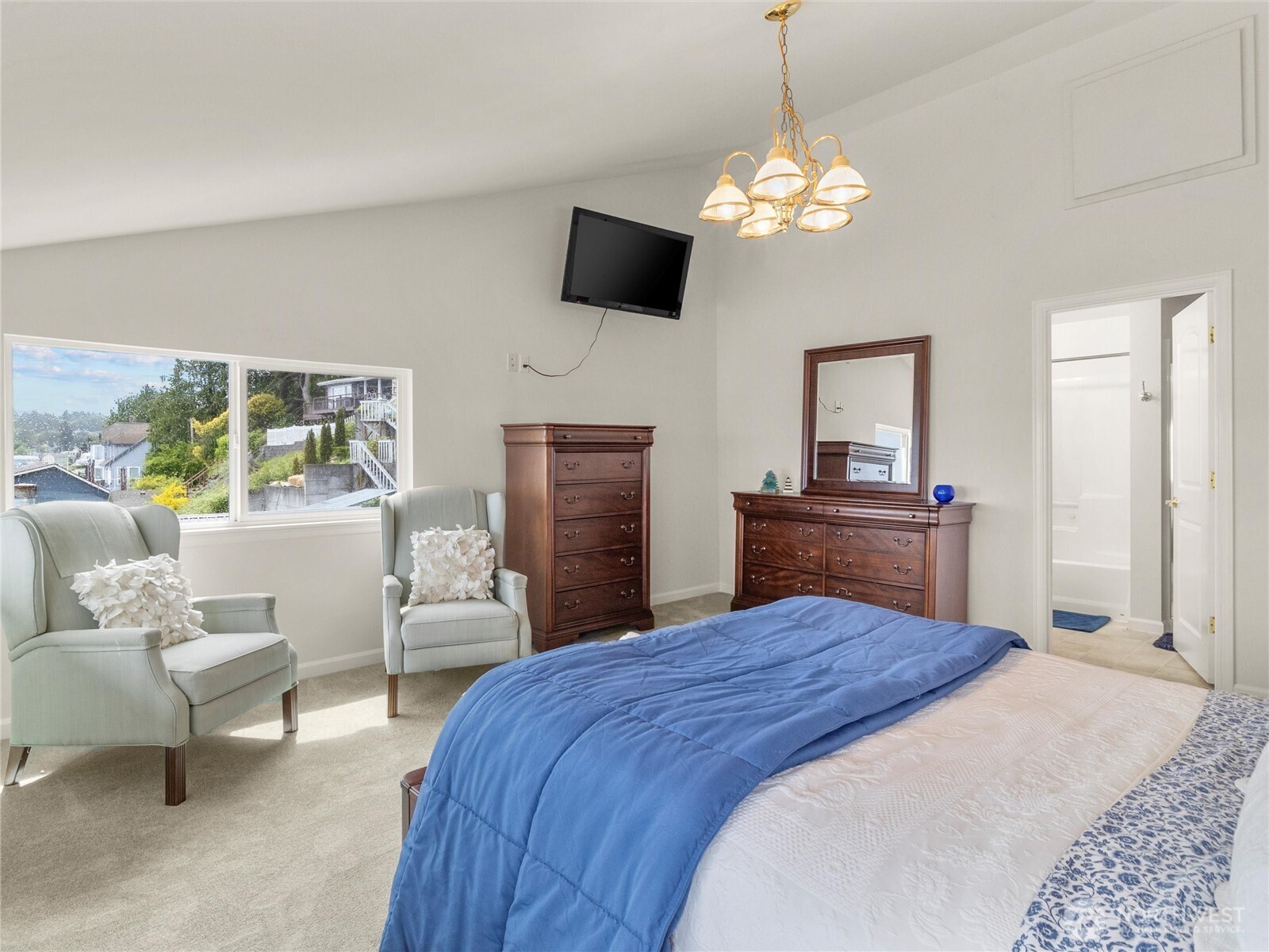 8609 E Caraway Road , Port Orchard, WA 98366