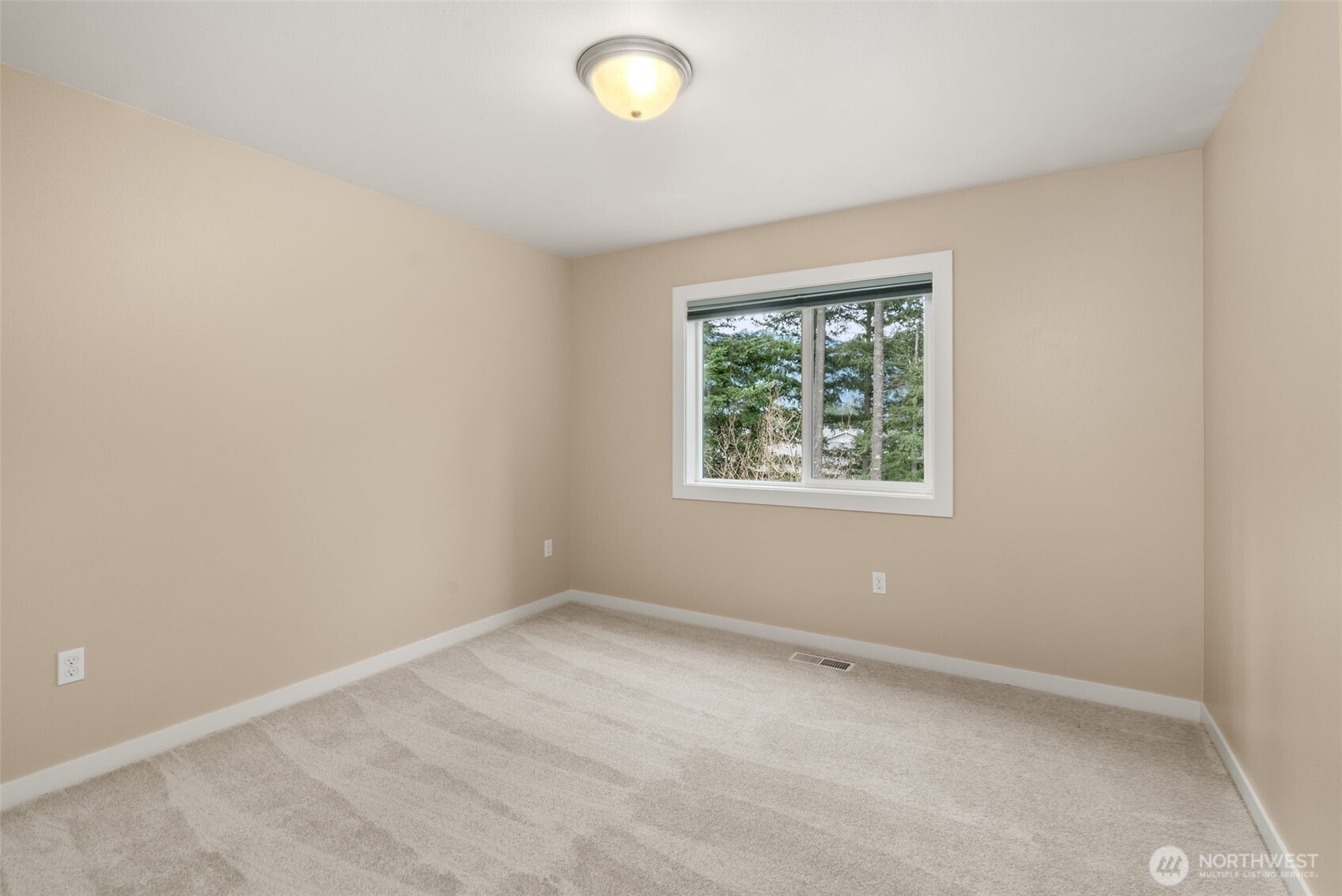 1635 Tannerwood Way SE, North Bend, WA 98045