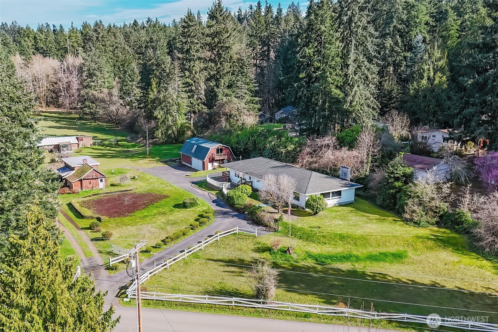 191 NE McWilliams Court , Bremerton, WA 98311